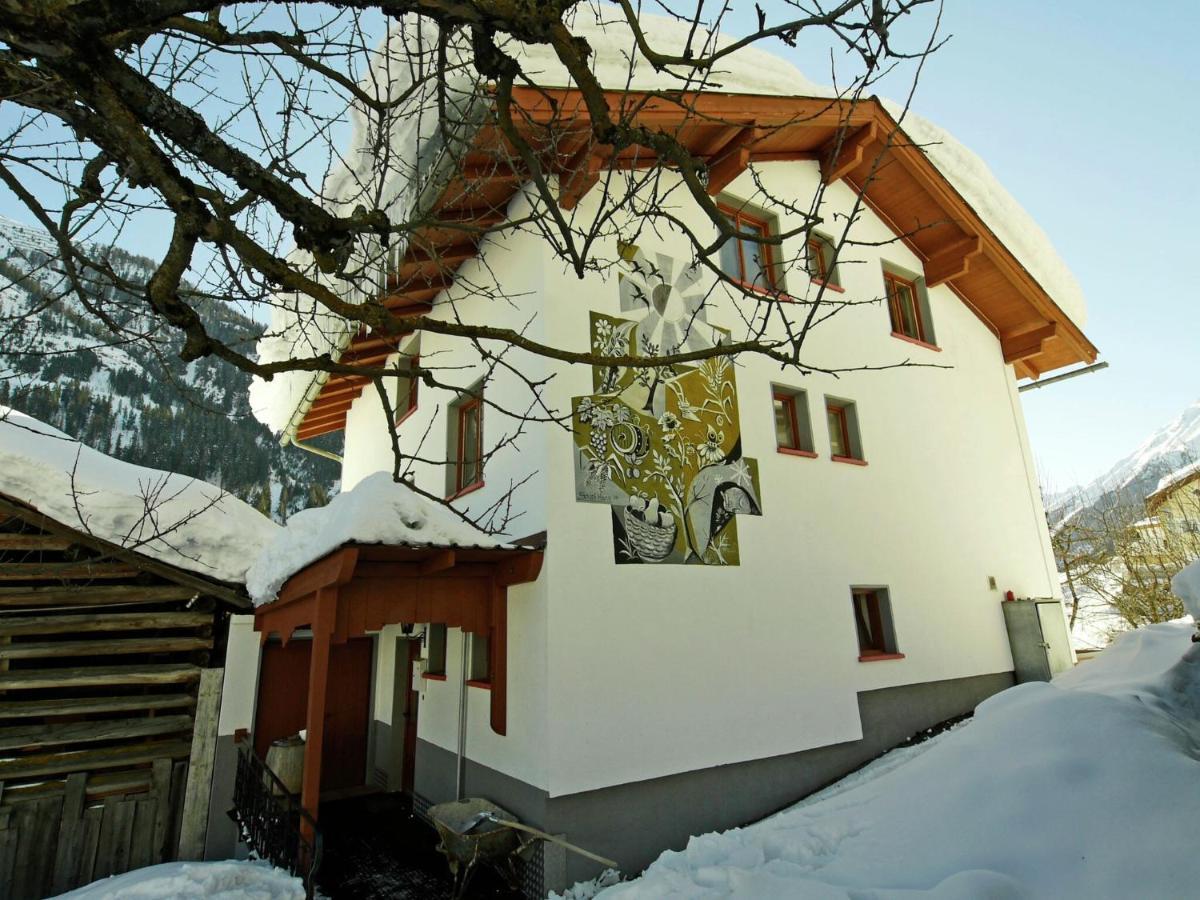 Spacious Holiday Home In Kappl With Terrace Екстериор снимка