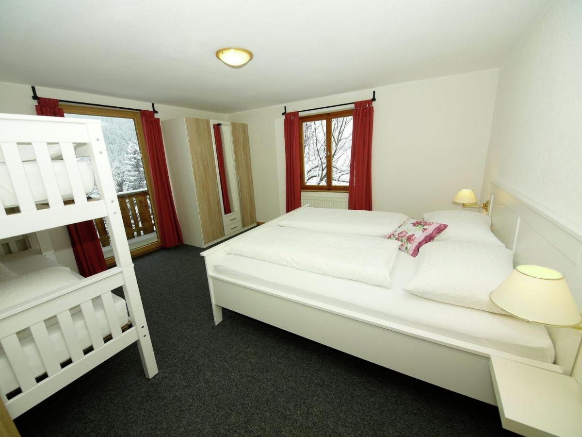 Spacious Holiday Home In Kappl With Terrace Екстериор снимка